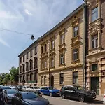 Family Apartment In Downtown Cracow By Rent Like Home