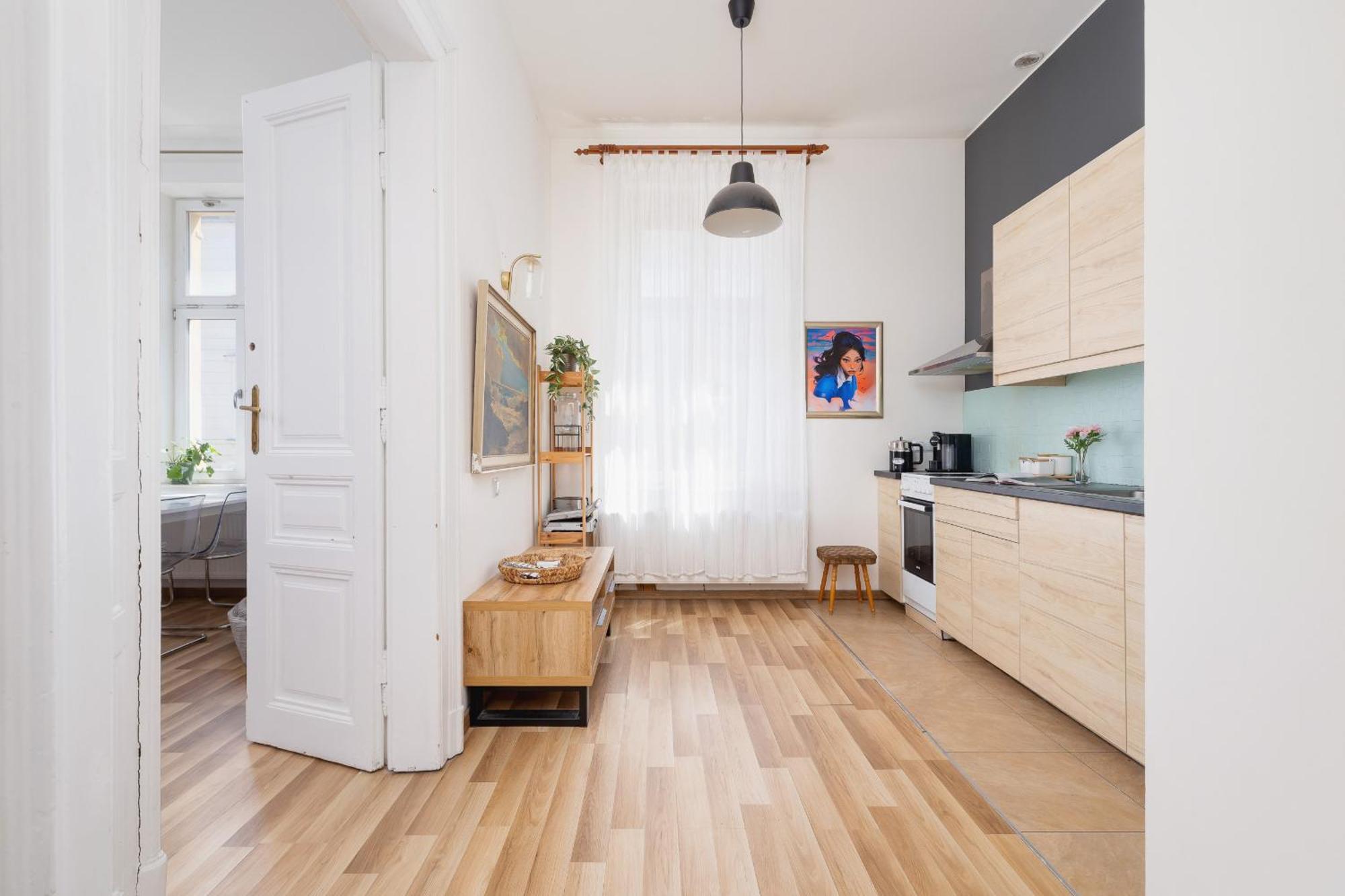 Family In Downtown Cracow By Rent Like