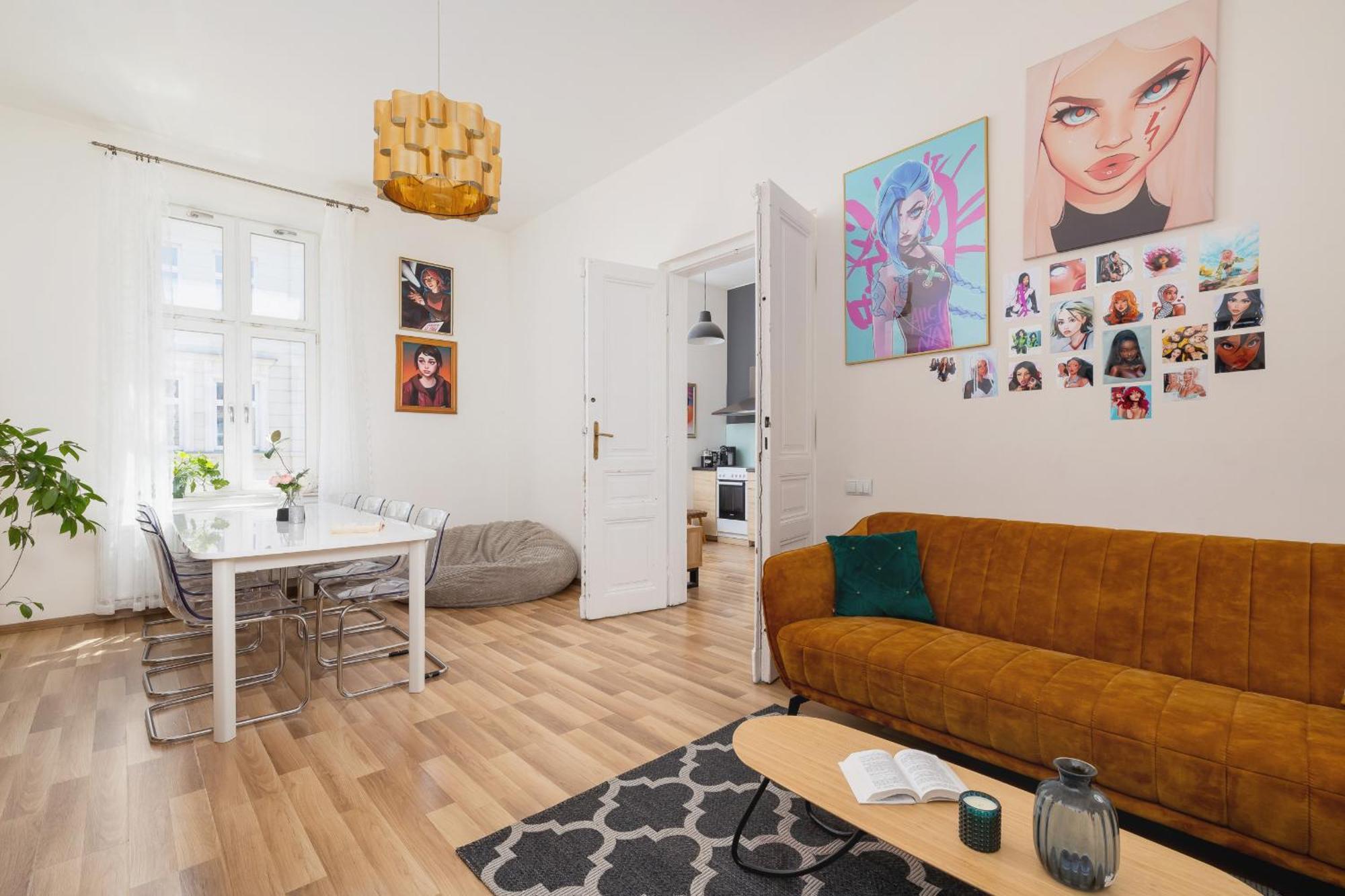 Family In Downtown Cracow By Rent Like Apartament