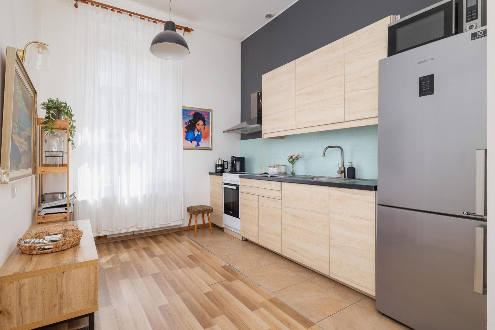 Family In Downtown Cracow By Rent Like Apartament *